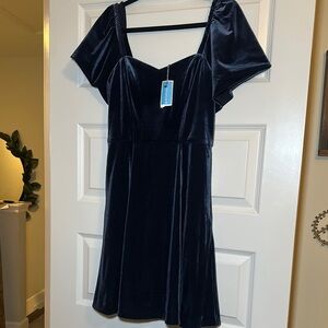 Draper James Blue Shelly Mini Dress in Velvet
- New With Tags